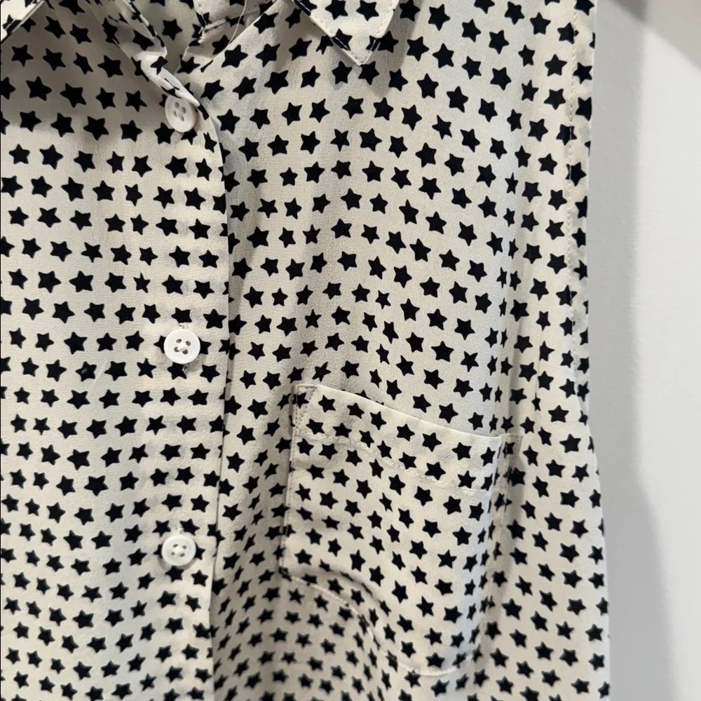 Equipment White Sleeveless Blouse with Black Star Pattern - Picture 2 of 6